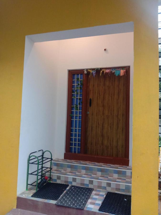 Thendral Homestay Pondicherry Ngoại thất bức ảnh