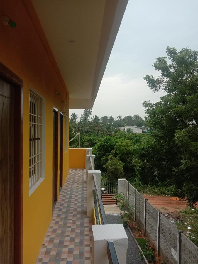 Thendral Homestay Pondicherry Ngoại thất bức ảnh