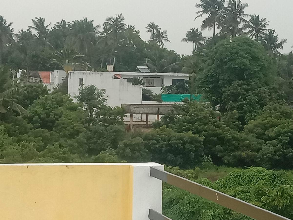Thendral Homestay Pondicherry Ngoại thất bức ảnh
